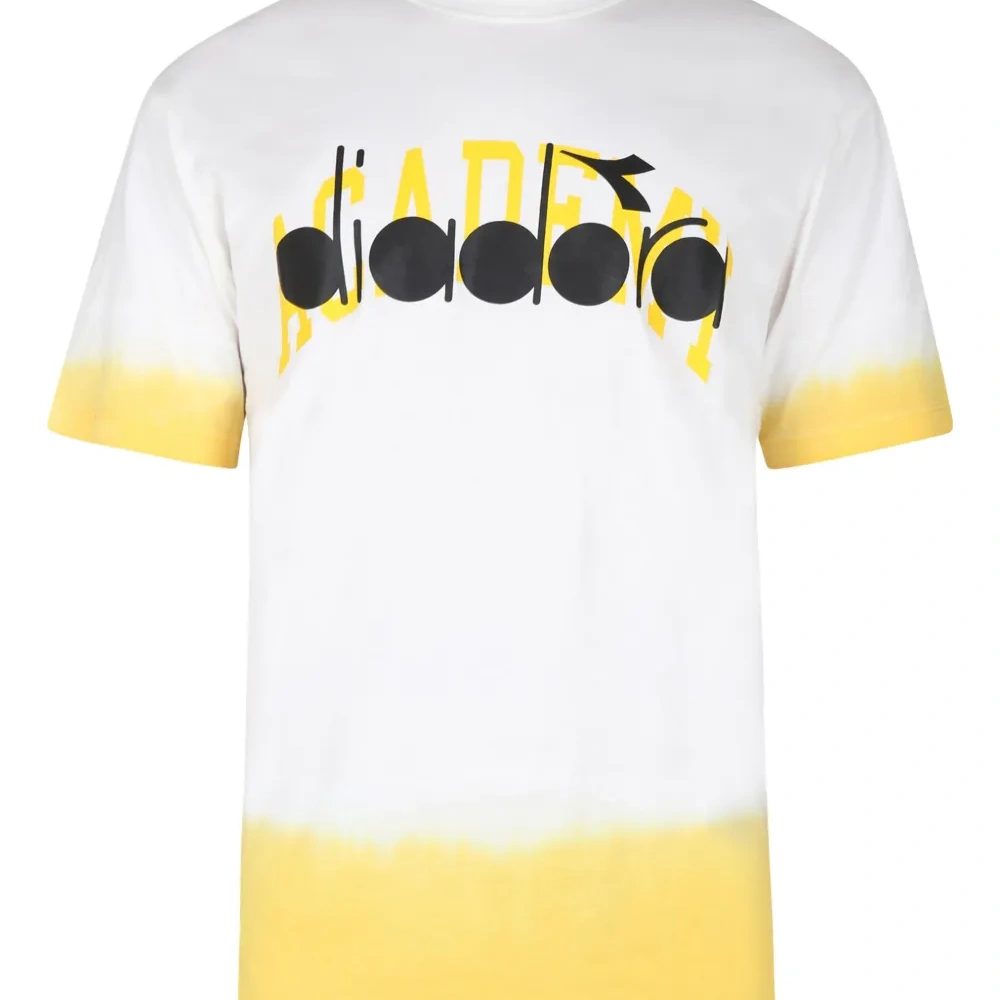 Футболка с логотипом