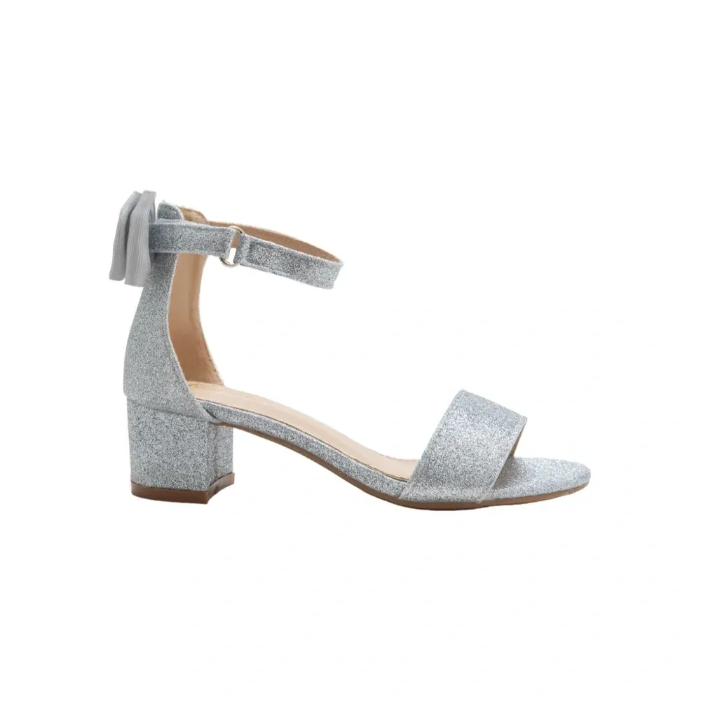 Босоножки на блочном каблуке Босоножки на блочном каблуке