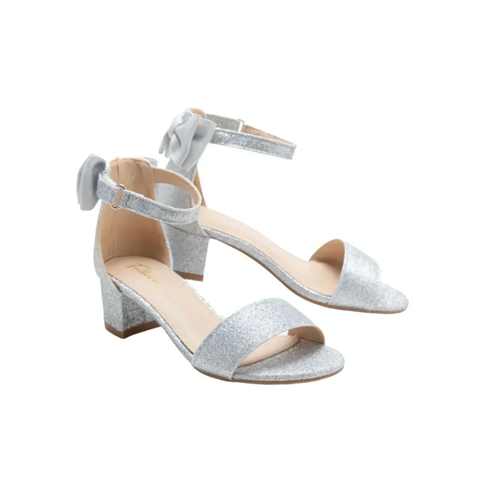 Босоножки на блочном каблуке Босоножки на блочном каблуке