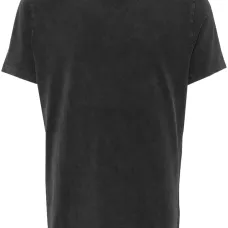 Футболка с вышитым логотипом