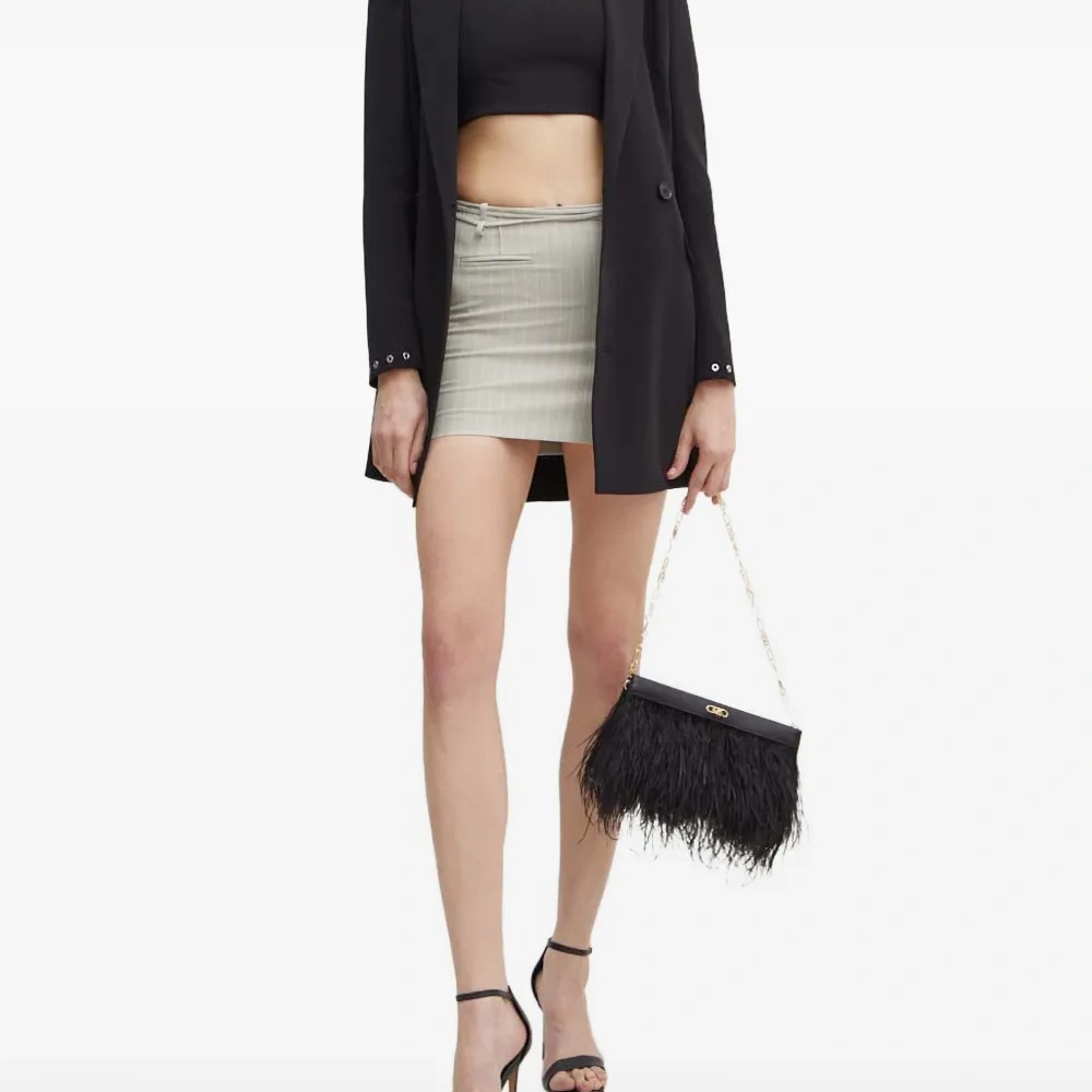 Топ с квадратным вырезом