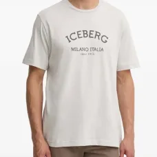 Футболка с логотипом