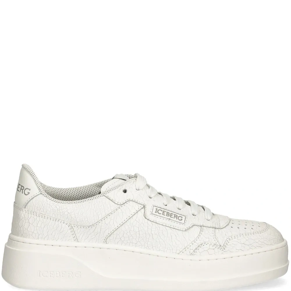 Кожаные кроссовки