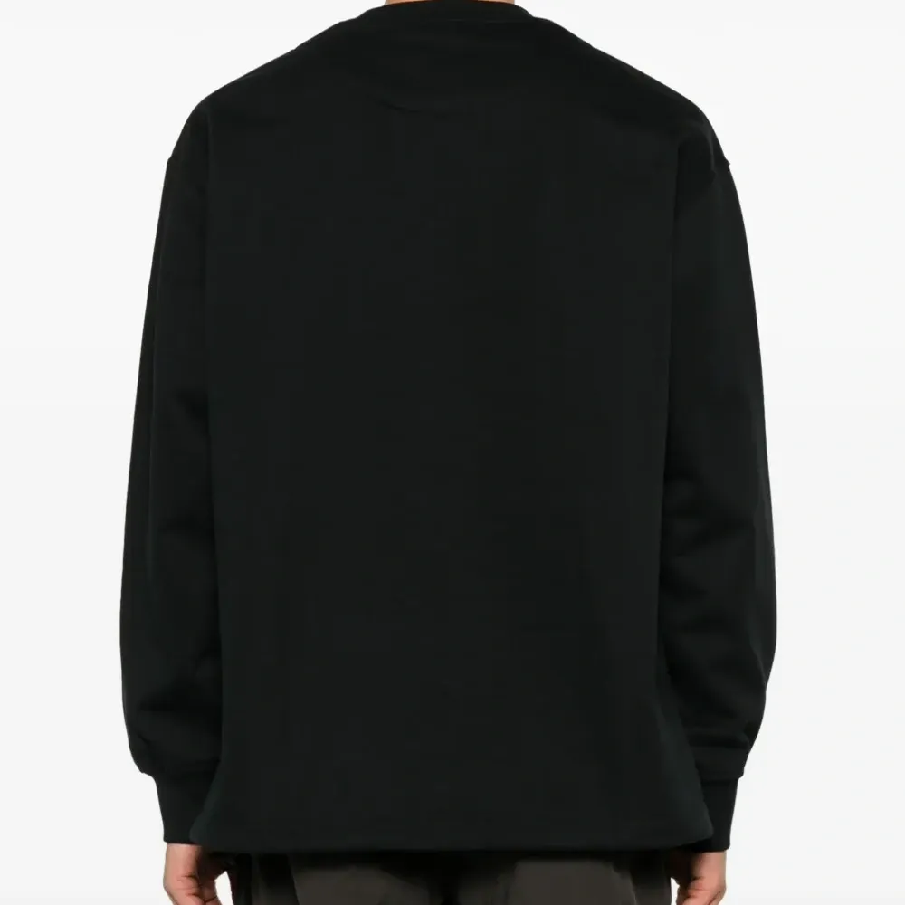 Толстовка с круглым вырезом