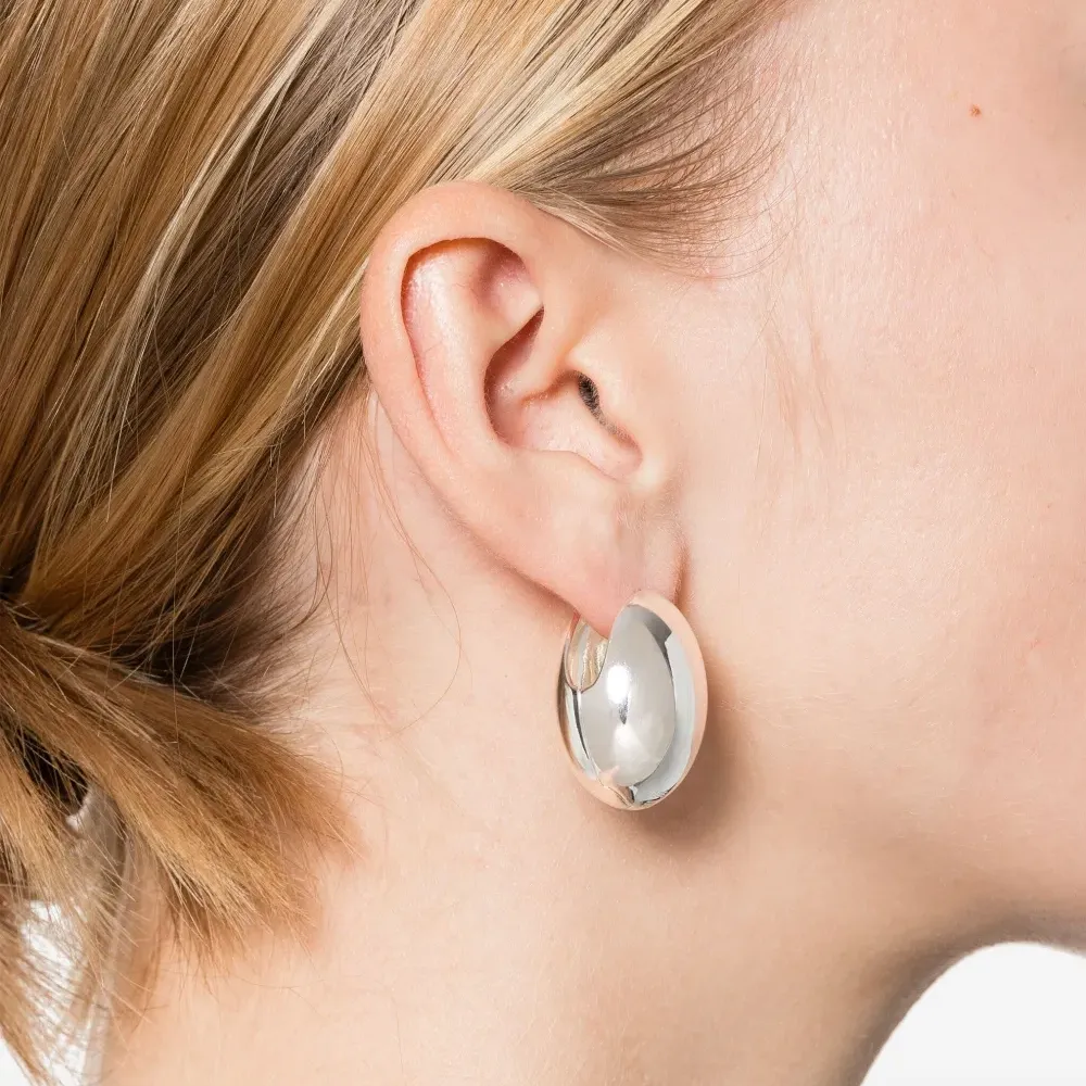 Серьги Loe среднего размера