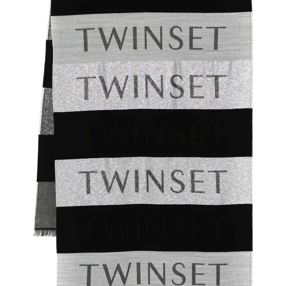 Шарф с жаккардовым логотипом