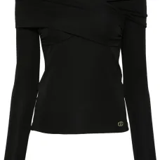 Блузка с открытыми плечами