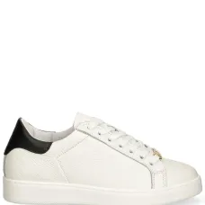 Кожаные кроссовки