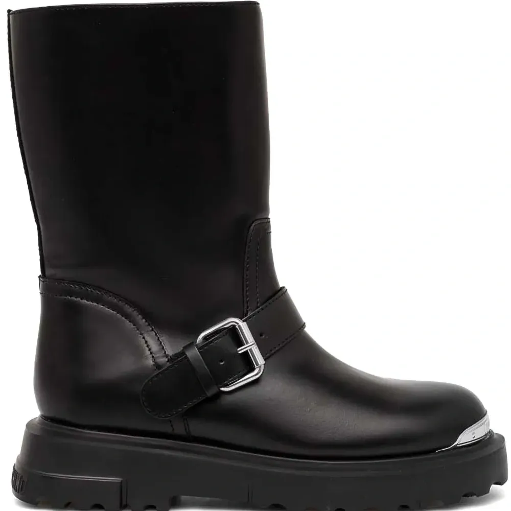 Ботинки с гравированным логотипом Ботинки с гравированным логотипом