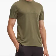 Футболка с логотипом