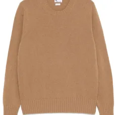 Свитер с круглым вырезом