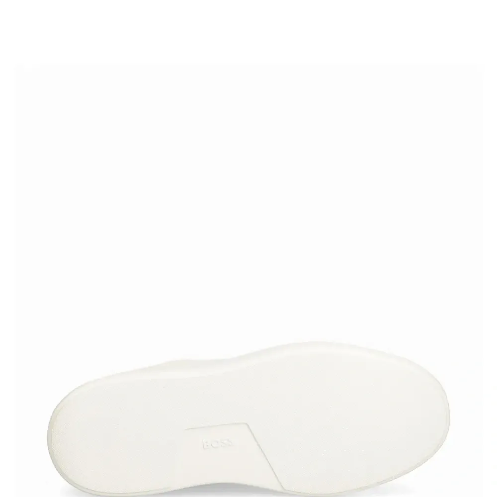 Кроссовки с логотипом