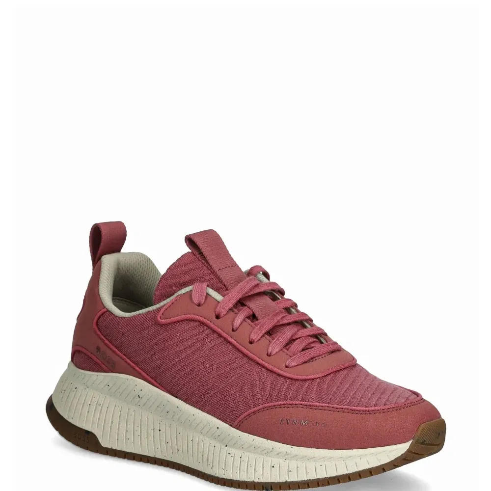 Кроссовки на шнуровке из коллаборации с ACBC