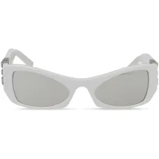 Солнцезащитные очки в прямоугольной оправе Солнцезащитные очки в прямоугольной оправе