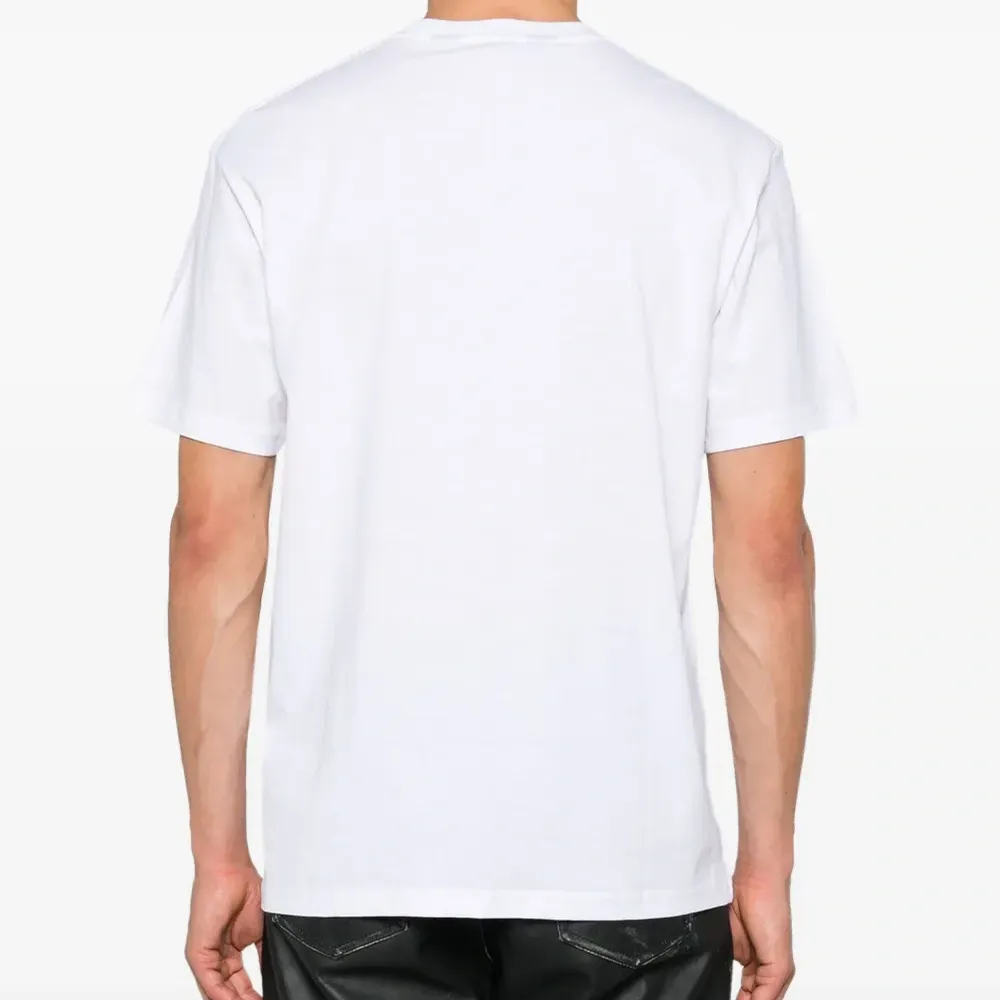 Футболка с логотипом