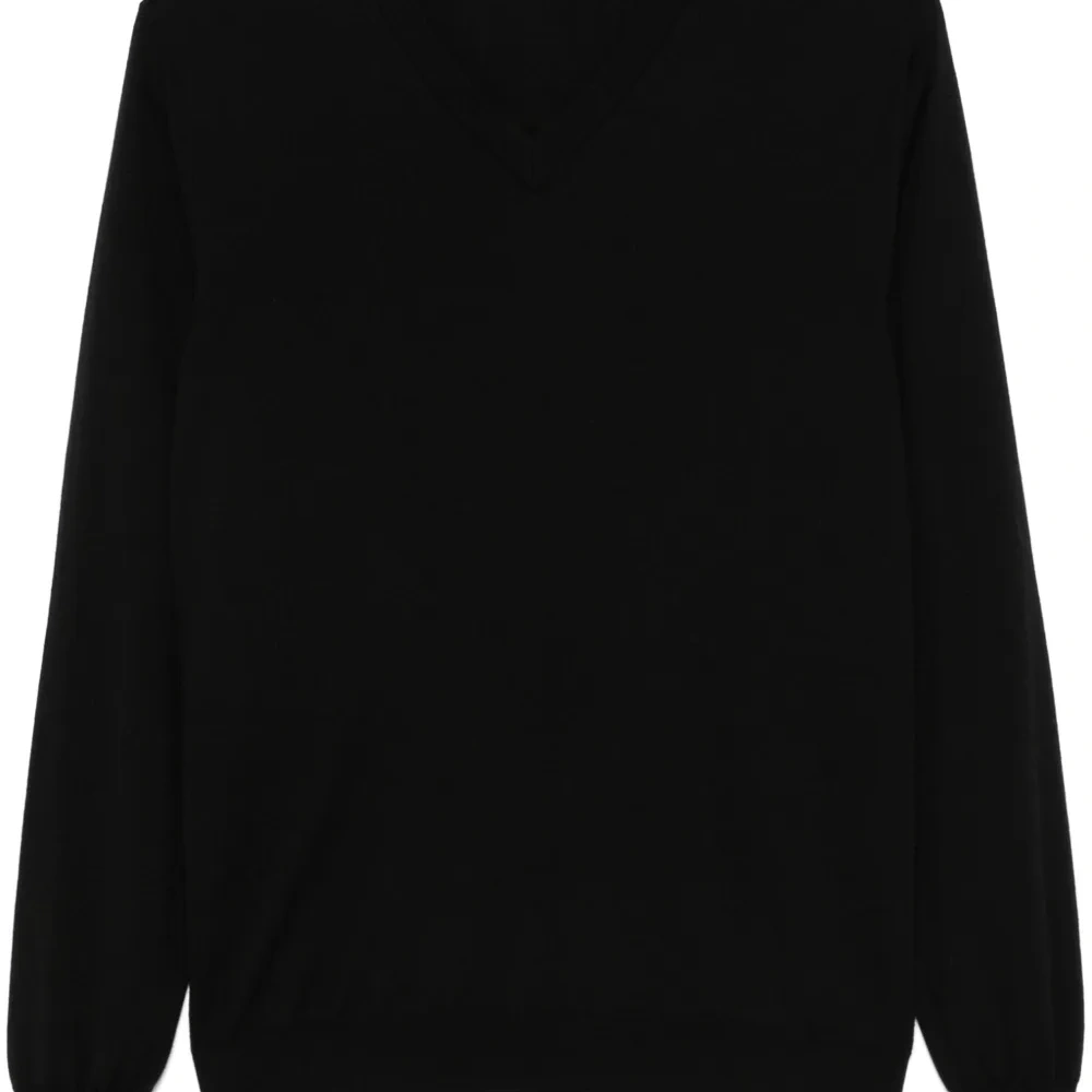 Свитер тонкой вязки