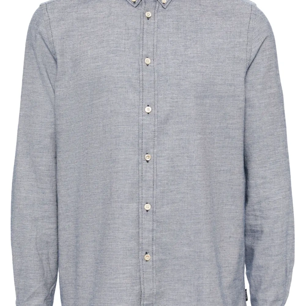 Рубашка на пуговицах