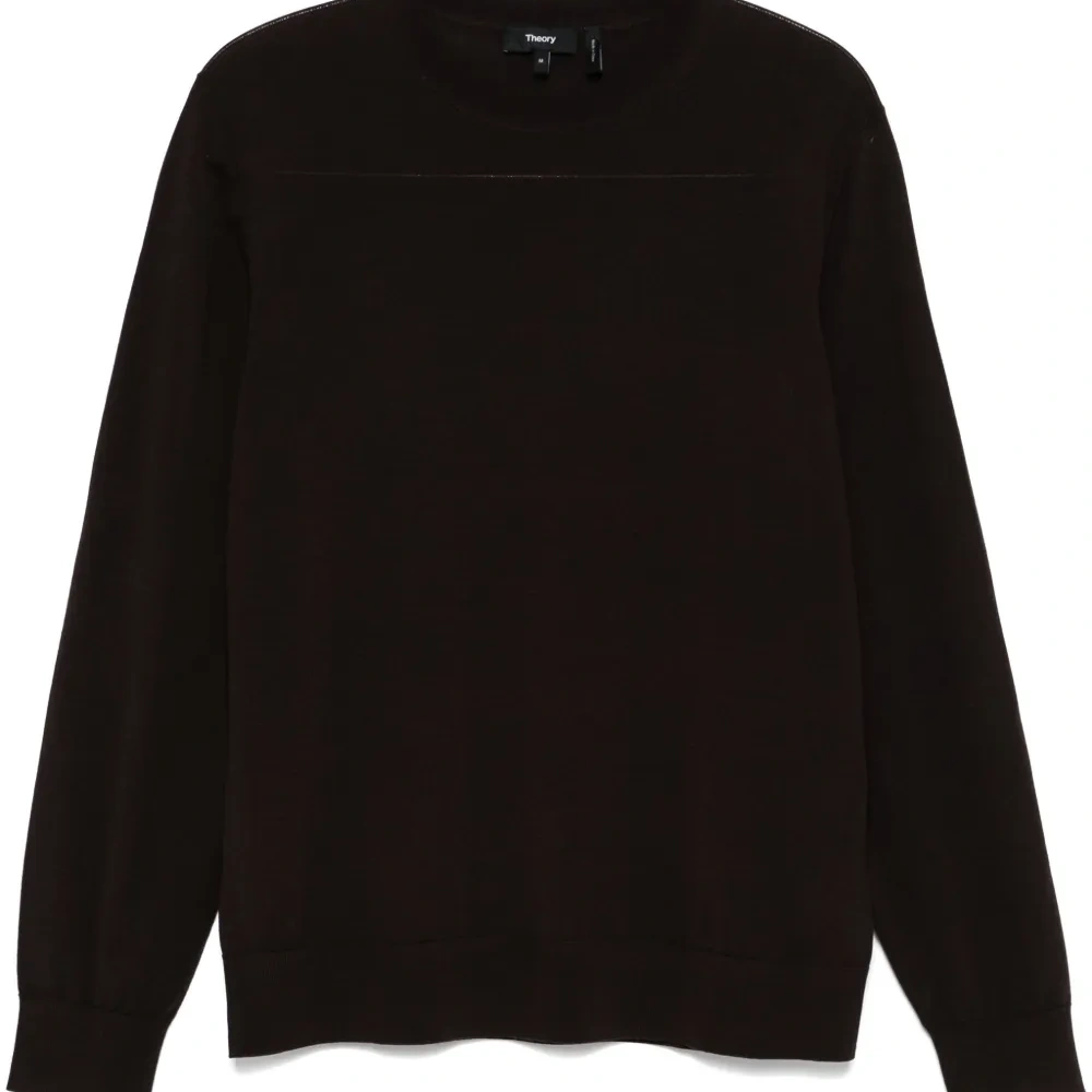 Свитер с круглым вырезом