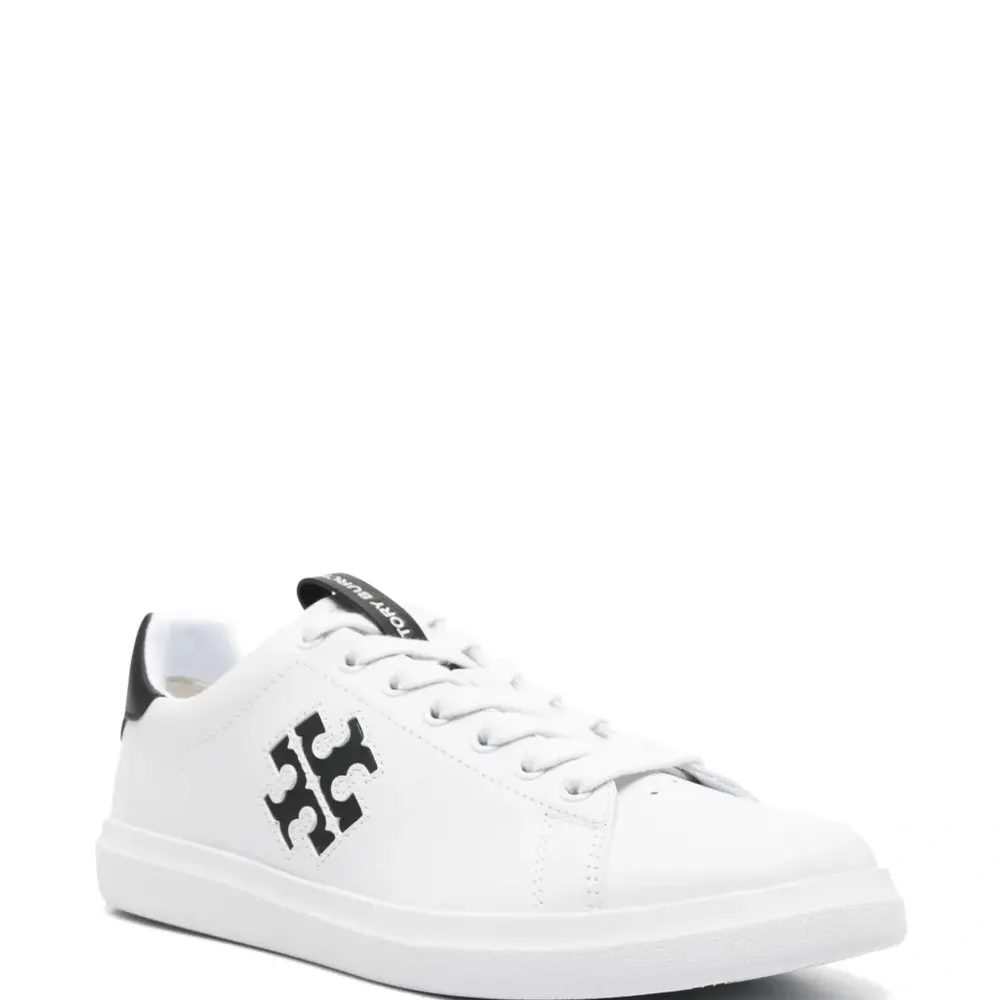 Кроссовки Howell Court