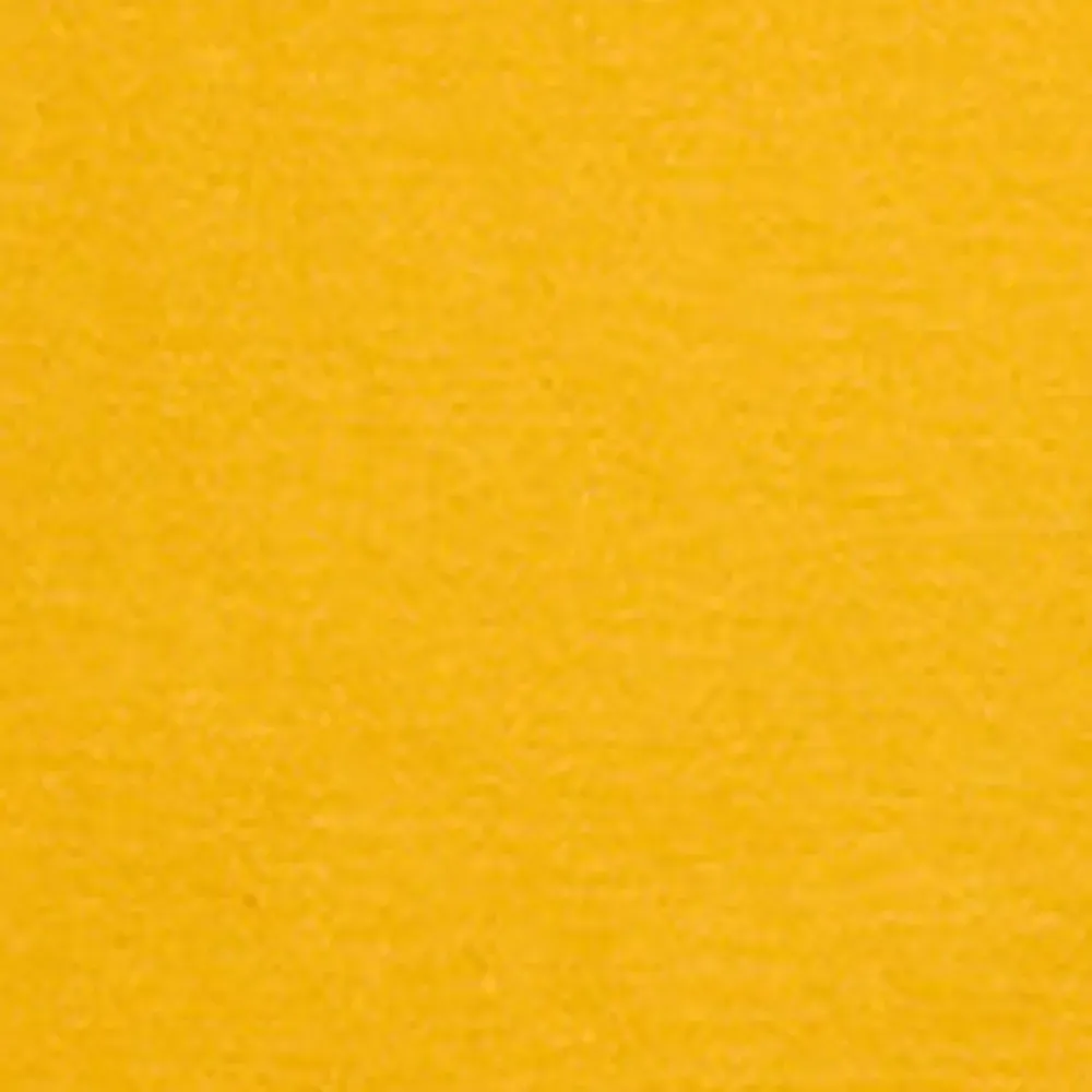 Футболка с вышитым логотипом