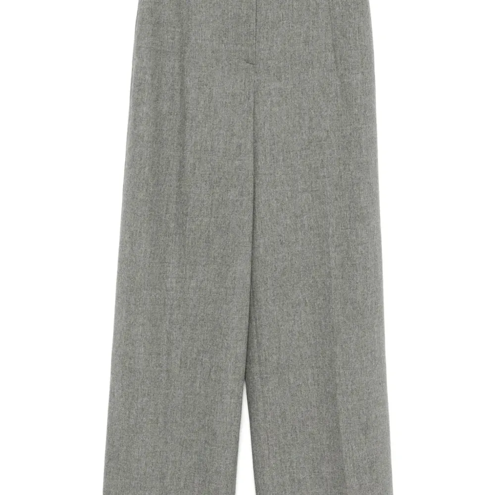 Брюки широкого кроя