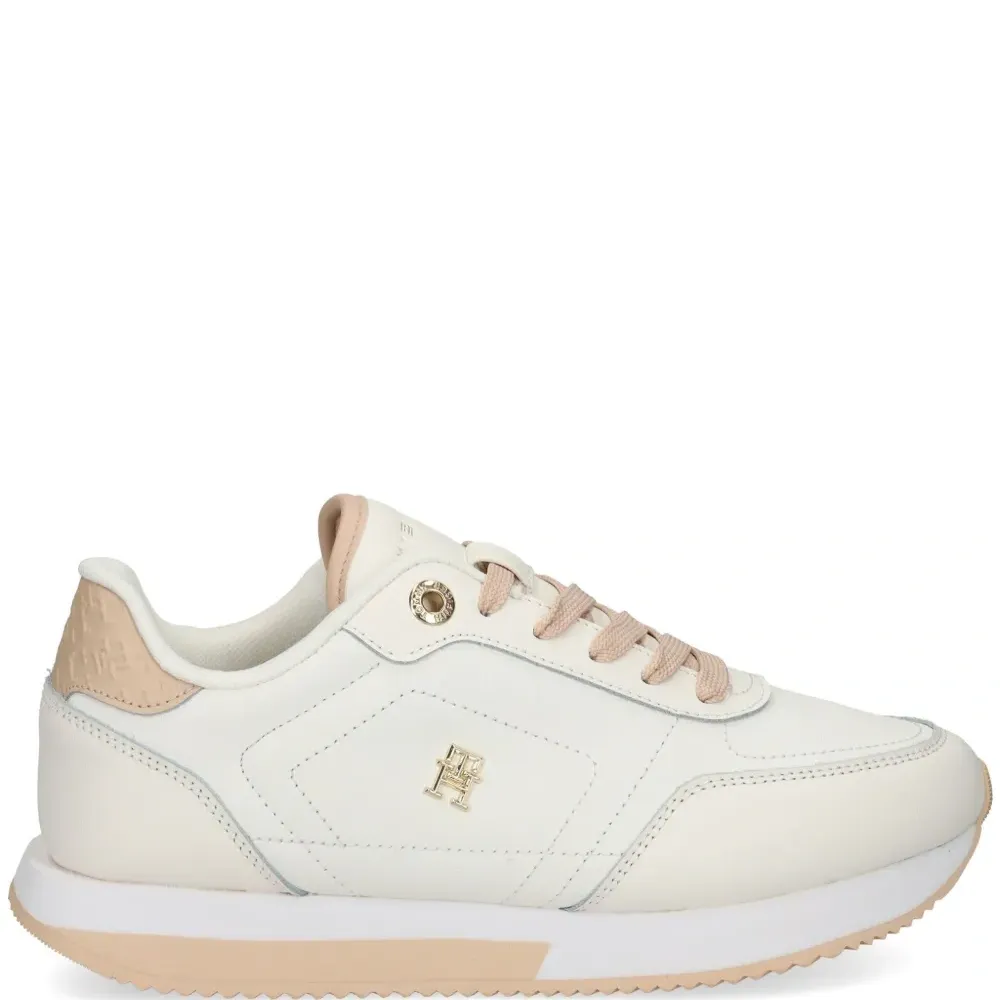 Кожаные кроссовки