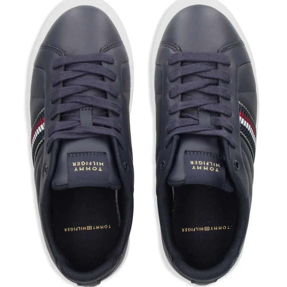 Кожаные кроссовки