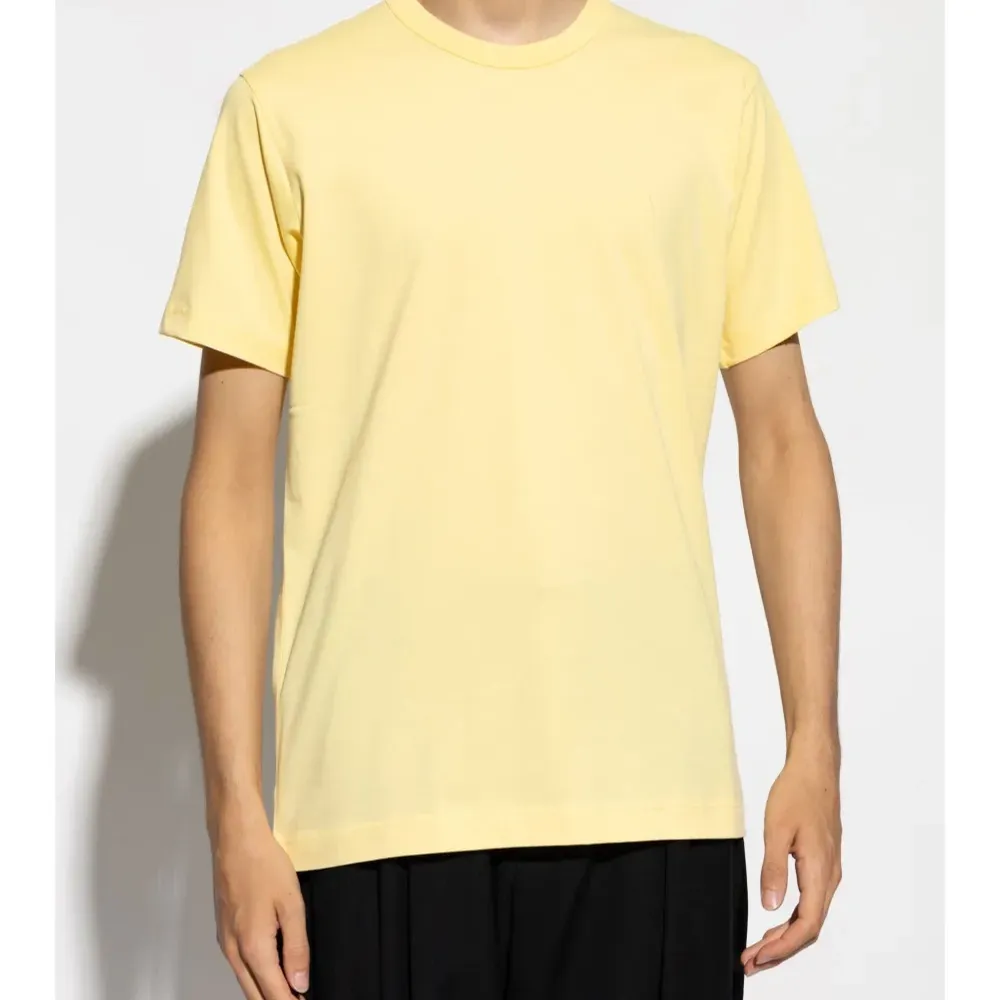 Футболка с круглым вырезом Футболка с круглым вырезом