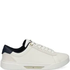 Кожаные кроссовки