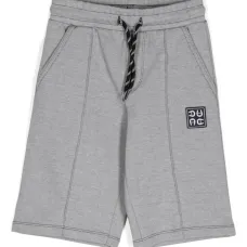 Шорты-бермуды с нашивкой-логотипом Шорты-бермуды с нашивкой-логотипом