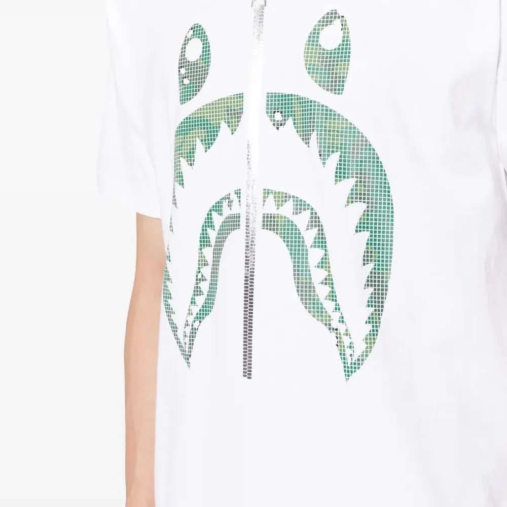 Футболка с графичным принтом Футболка с графичным принтом