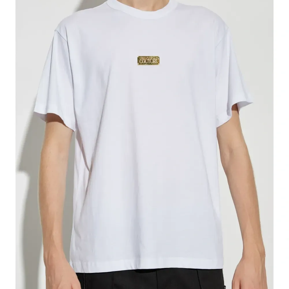 Футболка с логотипом