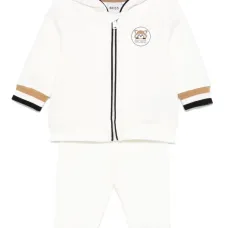 Спортивный костюм с нашивкой-логотипом Спортивный костюм с нашивкой-логотипом