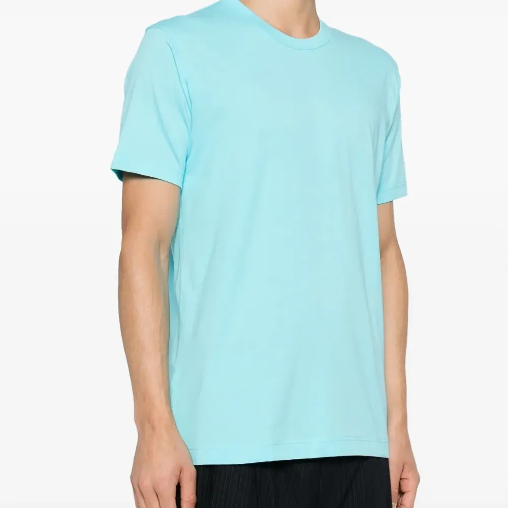 Футболка с логотипом