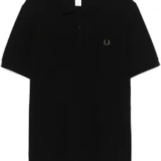Рубашка поло с надписью из коллаборации с Fred Perry