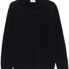 Свитер с отложным воротником