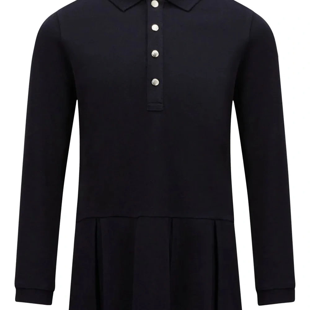 Платье с воротником поло и нашивкой-логотипом