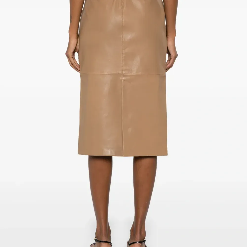 Кожаная юбка миди Кожаная юбка миди