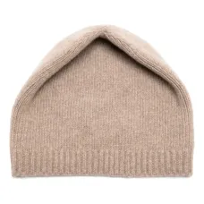 Вязаная шапка бини Вязаная шапка бини