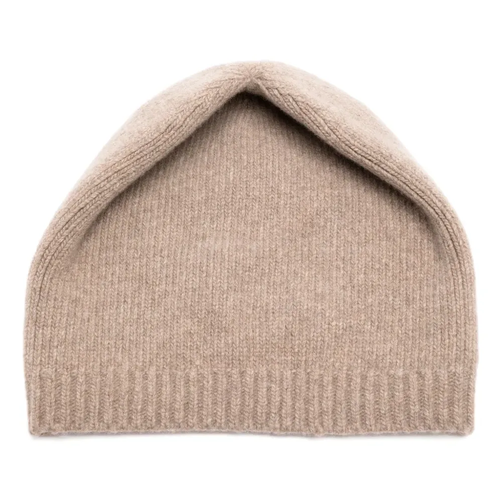 Вязаная шапка бини