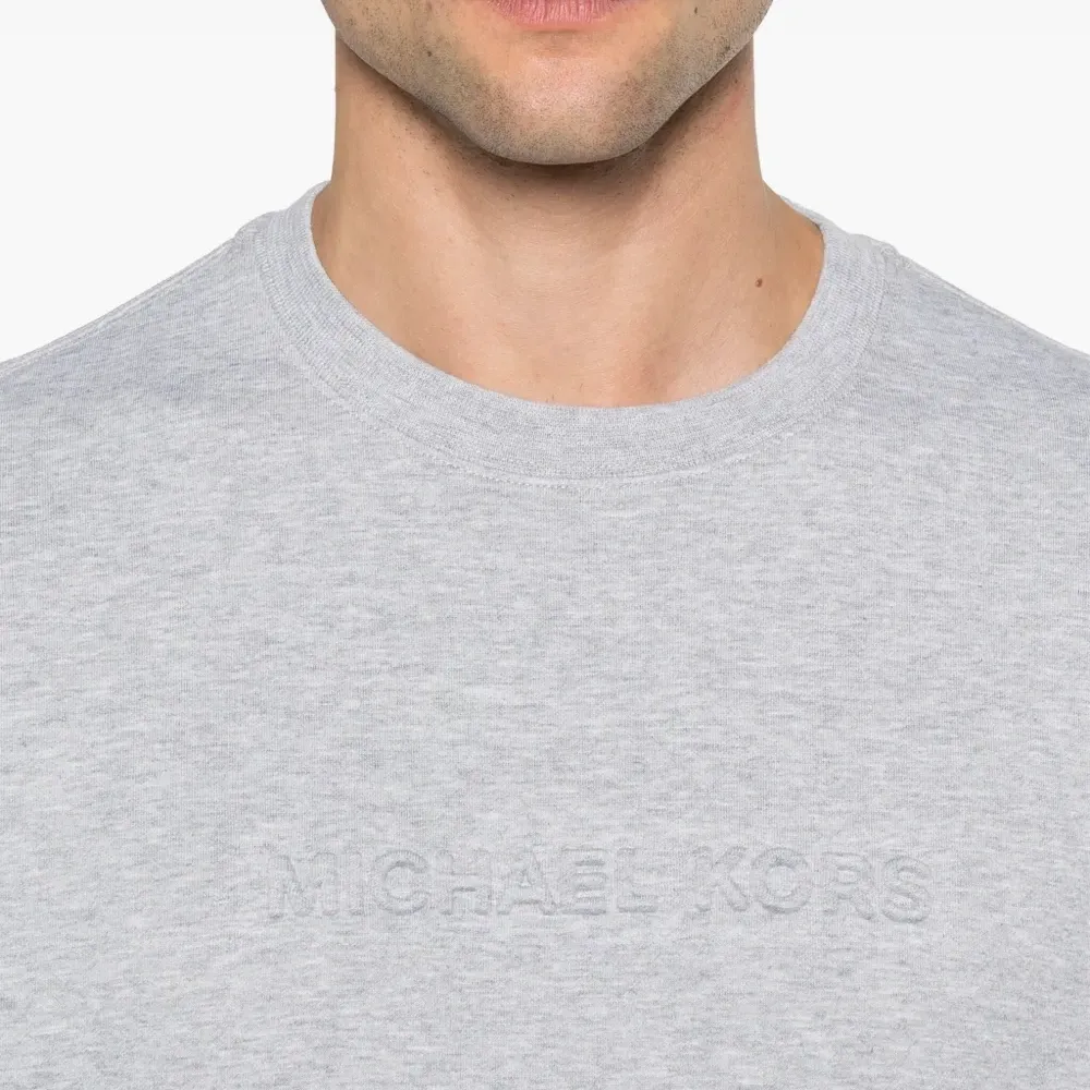 Толстовка с тисненым логотипом