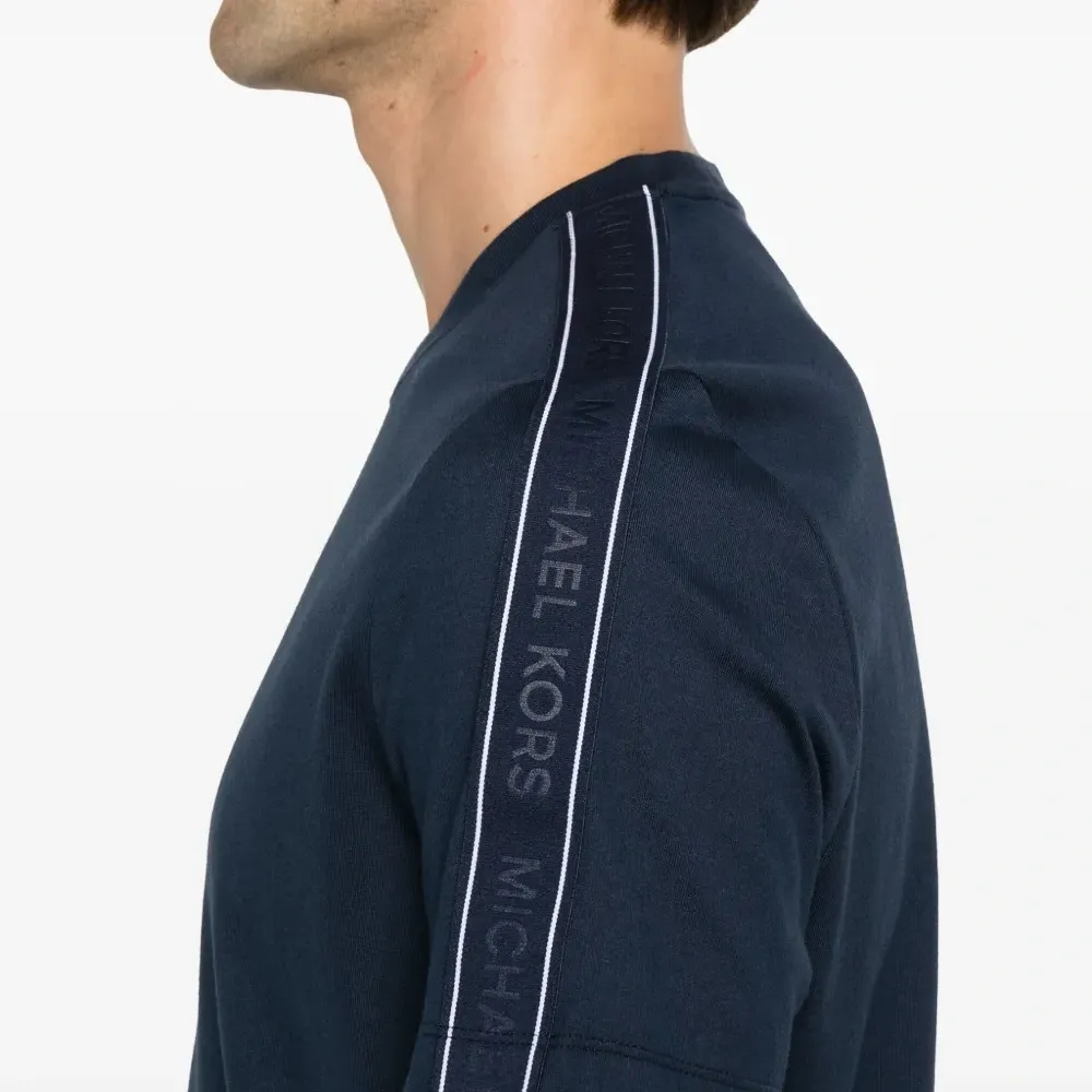 Футболка с логотипом Футболка с логотипом