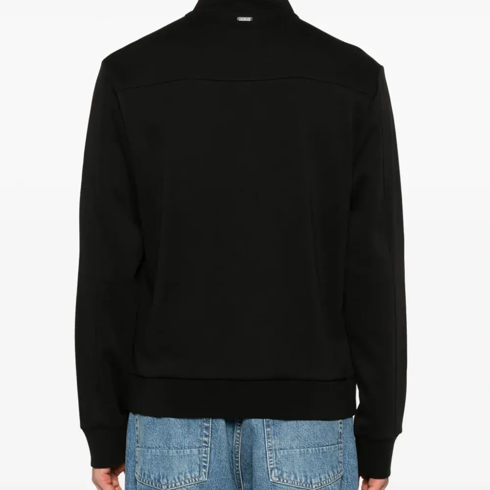 Толстовка на молнии