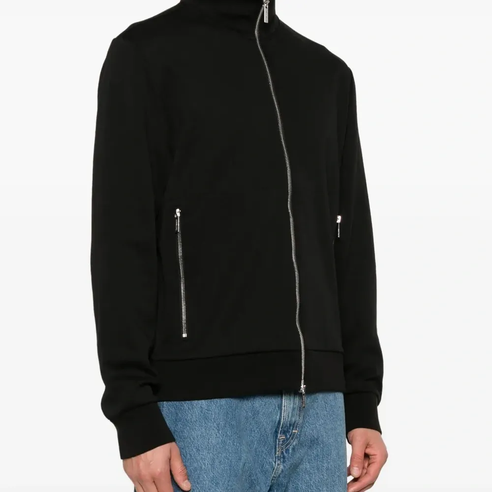 Толстовка на молнии