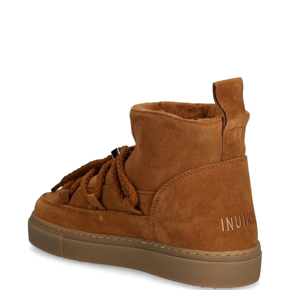 Замшевые ботинки