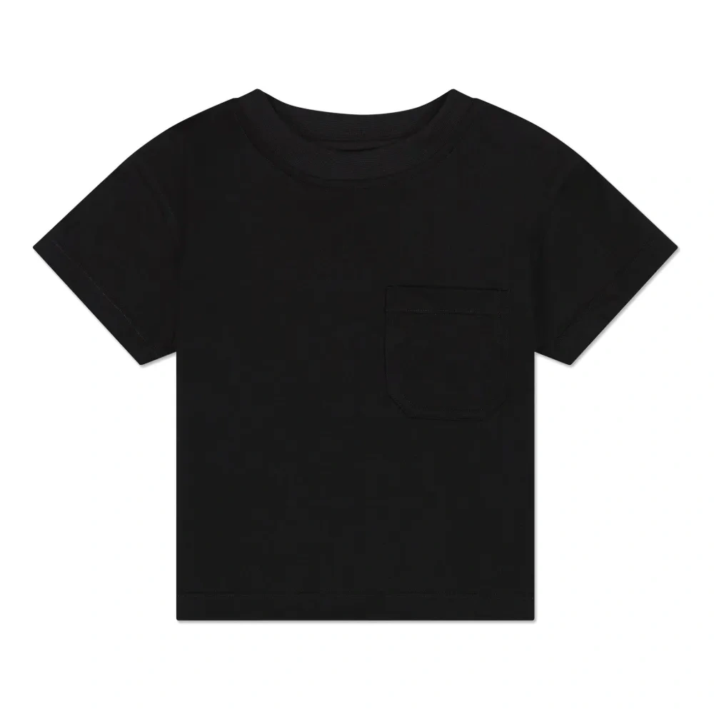 Футболка с вышитым логотипом