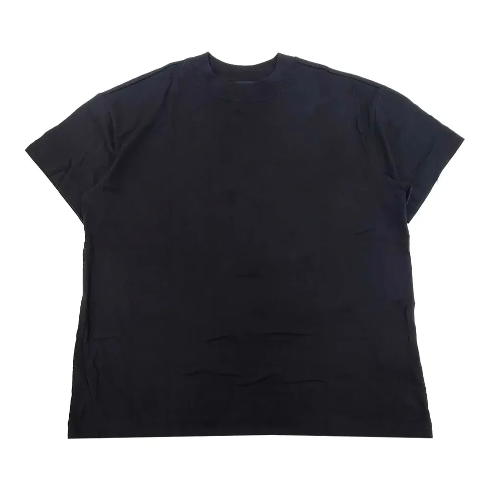 Комплект из трех футболок