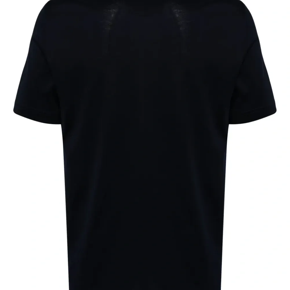 Футболка с круглым вырезом Футболка с круглым вырезом