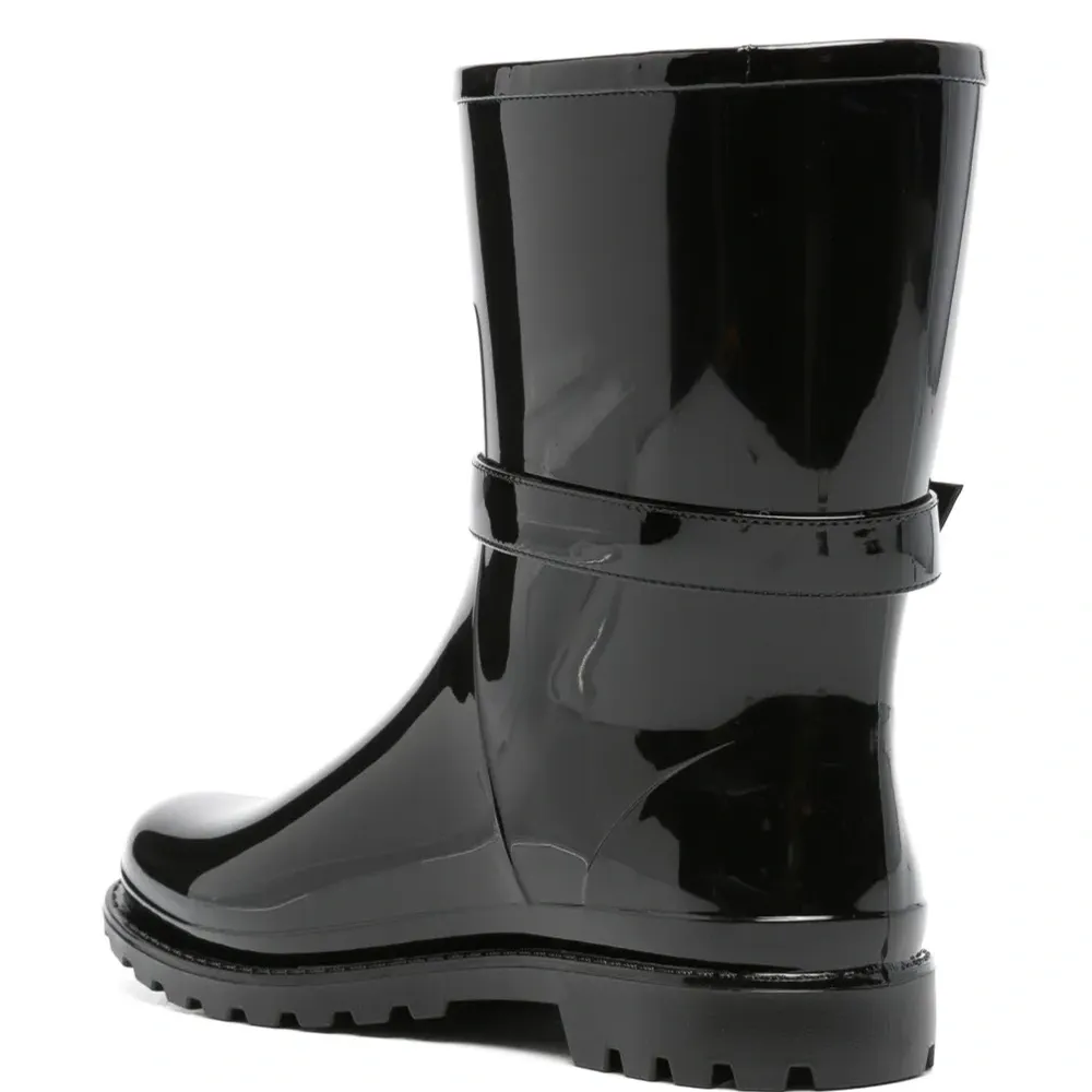 Ботинки с кристаллами