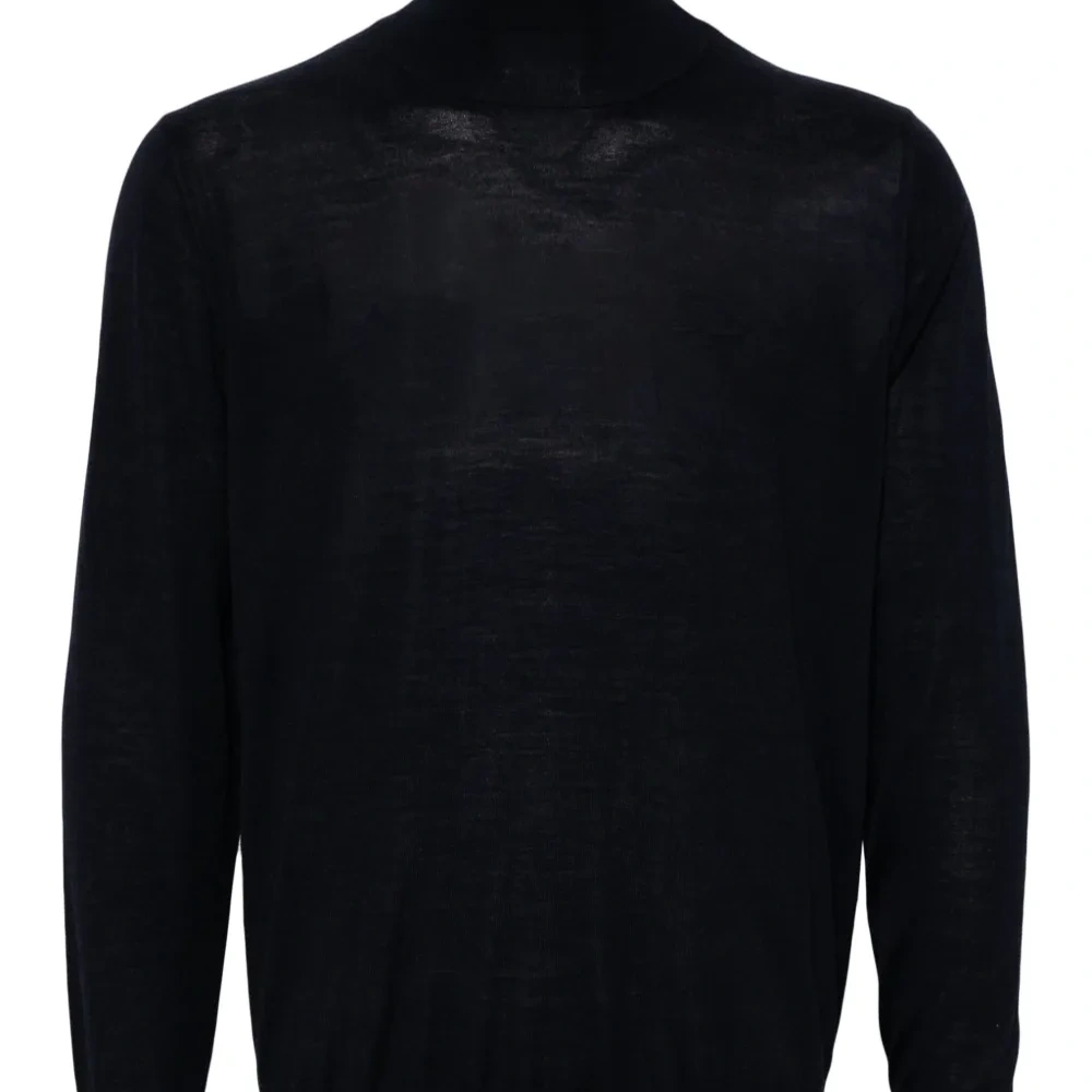 Джемпер с высоким воротником